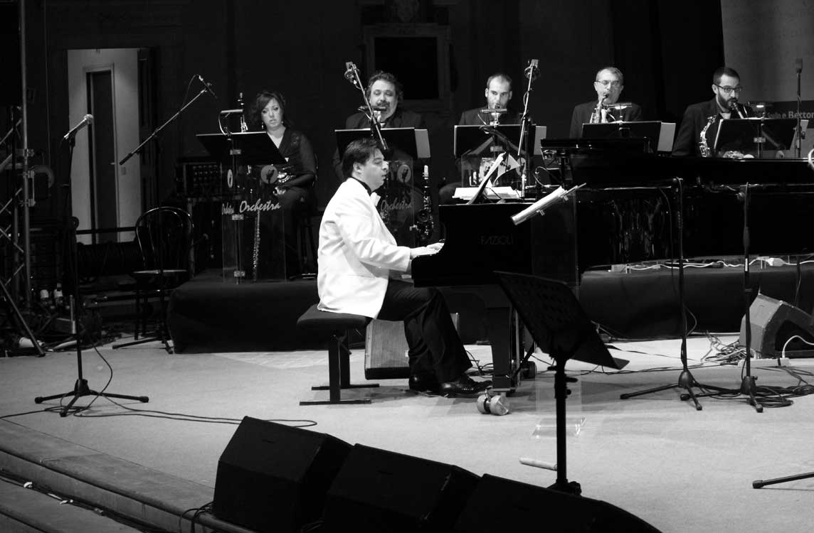 Stefano-Zavattoni-piano3.jpg